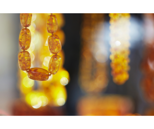 what color is amber and what does it do